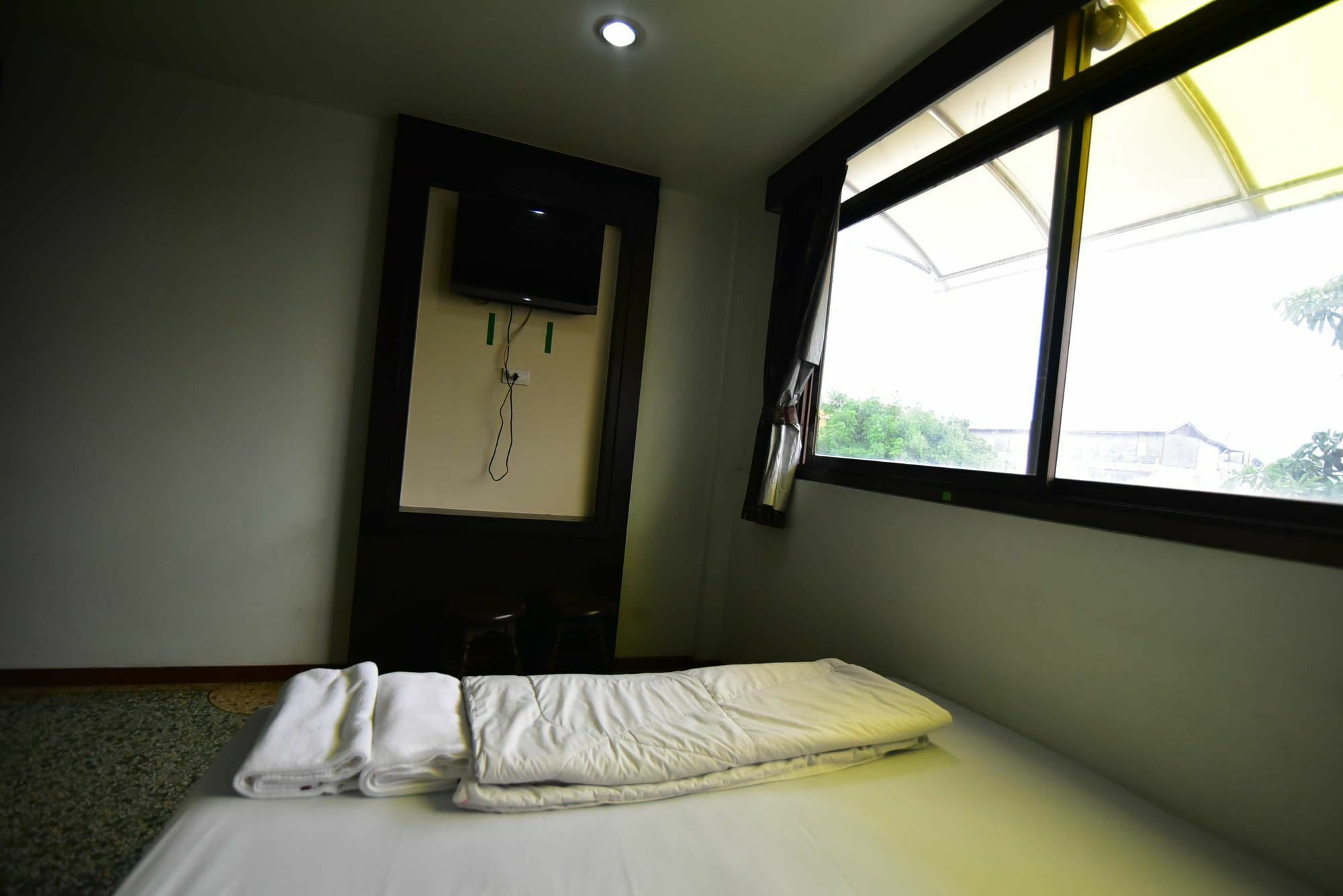 Hotel Thara House Bangkok Esterno foto